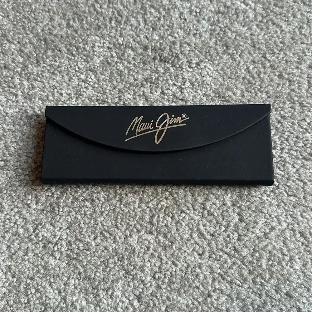 Maui Jim  Collapsible Tri-fold Triangular Black Sunglasses Case